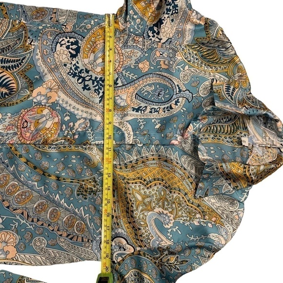 Papaya Long Sleeve Blue Button Front Paisley Shirt - Picture 6 of 8